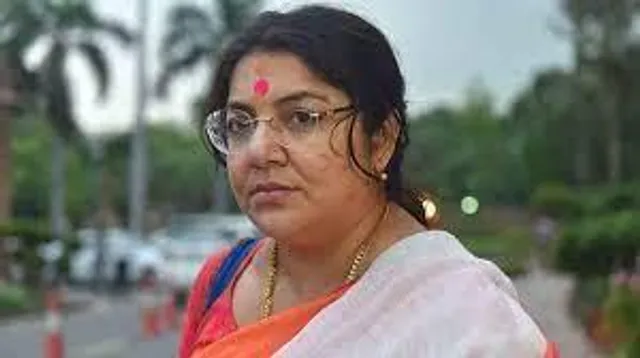 এসএসসি দুর্নীতি নিয়ে পার্থ চট্টোপাধ্যায়কে চাঁচাছোলা আক্রমণ লকেটের