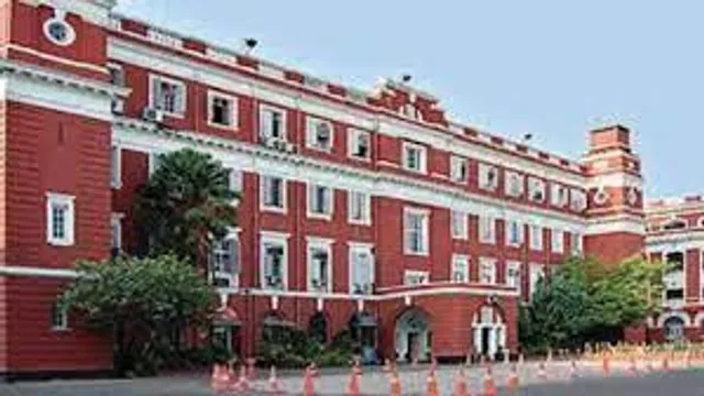 পার্ক হোটেলের পার্টিতে থাকা ফ্লোর ম্যানেজারকে লালবাজারে তলব