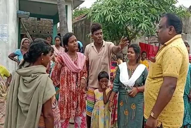 জলের সমস্যা রানীগঞ্জে, স্থানীয়ের অভিযোগ শুনুন