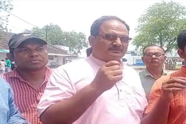 রাজ্যে অব্যাহত রাজনৈতিক হিংসার বিরুদ্ধে প্রতিবাদ, শুনুন বিজেপি নেতা সন্তোষ সিংয়ের বক্তব্য