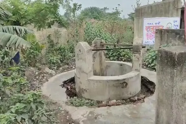 ফের খনি এলাকায় ধস, ধসের কারণে বসে গেল কুয়ো