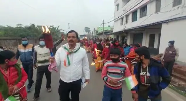 প্রজাতন্ত্র দিবস উপলক্ষে মশাল মিছিল তৃণমূল প্রার্থীর