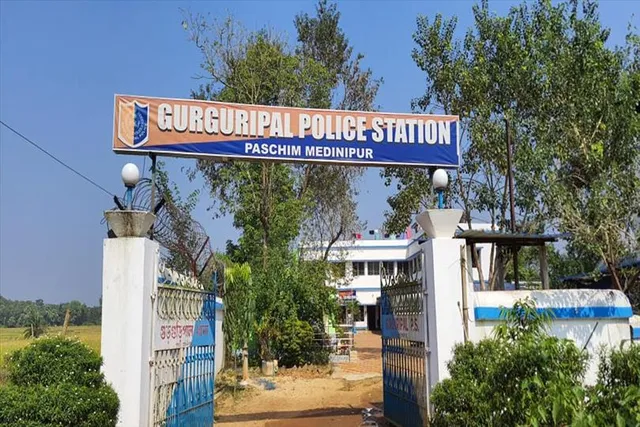 মেদিনীপুর গ্রামীণের বালি খাদানে হানা পুলিশের, খাদান মালিকের বিরুদ্ধে মামলা