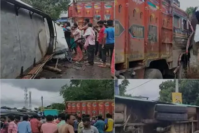 গড়বেতায় লড়ি-বাসের মুখোমুখি সংঘর্ষ, মৃত একাধিক