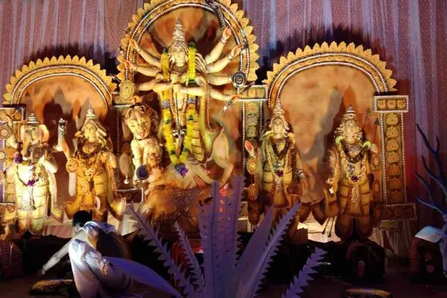 কৃষ্ণদেবপুর প্রাইমারি স্কুলের পুজোয় চলছে অষ্টমী পুজোর আয়োজন