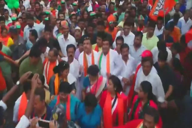 এবার অর্জুন গড়ে শুভেন্দুর নেতৃত্বে মিছিল