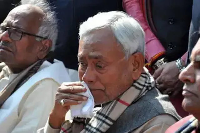 'নীতীশ কুমারের এমনই দিন এসছে যে তাঁকে সকলের দ্বারে দ্বারে ঘুরতে হচ্ছে'