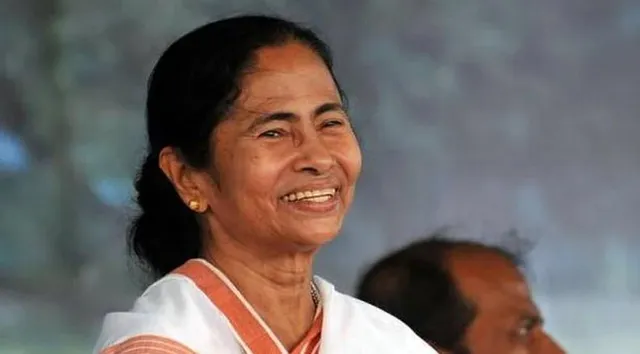 বাণিজ্যণগরীতে উচ্ছ্বসিত প্রশংসা মমতা-মডেলের