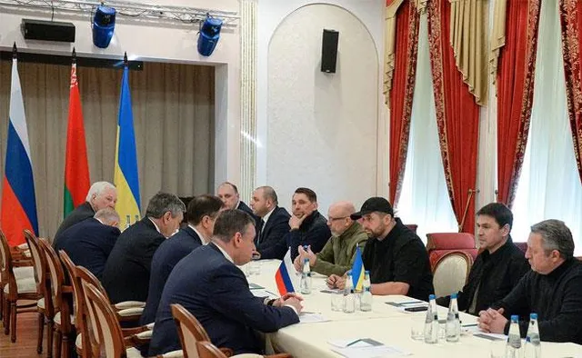 এখনই থামছে না যুদ্ধ! দ্বিতীয় দফা আলোচনায় রাজি দু'পক্ষ