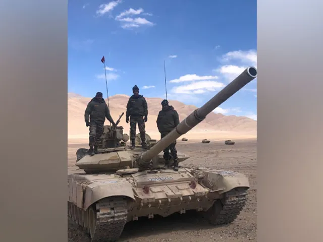 বিপুল কম্ব্যাট ভেহিকেল, ৩৫০টি ট্যাঙ্ক কেনার পরিকল্পনা ভারতীয় সেনার