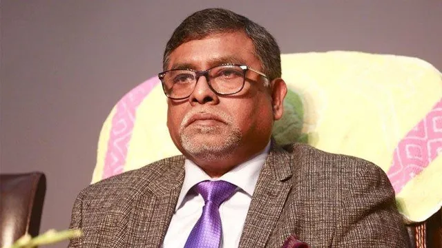 সুইজারল্যান্ড না গিয়ে দেশে ফিরলেন জাহিদ মালেক