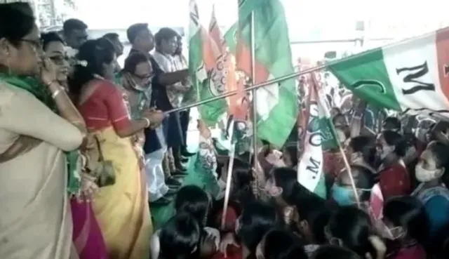 বাগডোগরাতে নিজেদের ভিত শক্ত করতে মরিয়া তৃণমূল