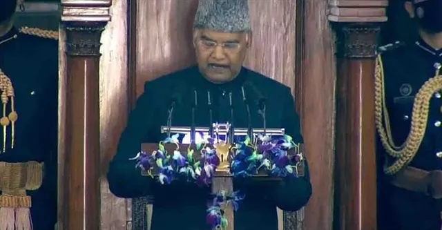 'সেনাবাহিনীতে মেয়েদের গুরুত্ব বেড়েছে' : রাষ্ট্রপতি