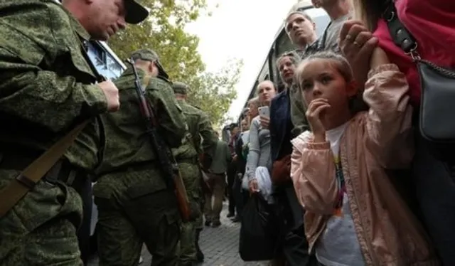 দুই লাখেরও বেশি মানুষের সেনাবাহিনীতে যোগ