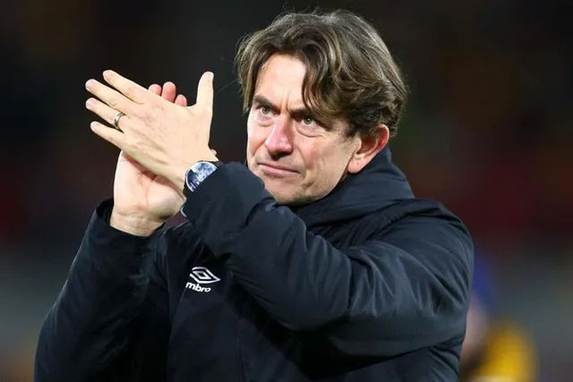 ডেন থমাস ফ্রাঙ্ক ব্রেন্টফোর্ড কোচ হিসাবে একটি নতুন চুক্তি স্বাক্ষর করেছেন