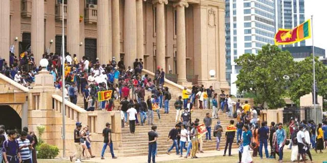 গোতাবায়ার জায়গায় কে, আজ ভোট শ্রীলঙ্কায়