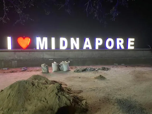 নতুন বছরের আগে শহরবাসীকে সেলফি জোন উপহার পুরসভার