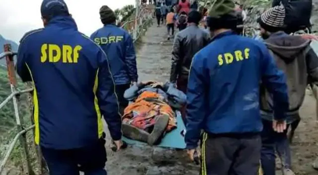 উত্তরকাশীতে খাদে পড়ে গেল পূণ্যার্থী বোঝাই বাস, মৃত্যু ২২জনের