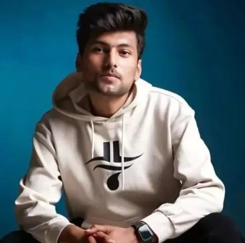 সড়ক দুর্ঘটনায় মৃত ইউটিউবার