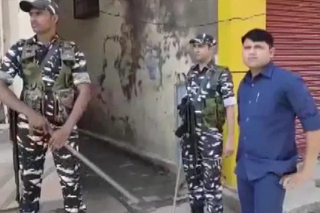 আর্থিক প্রতারণার মামলায় সাংসদের বাড়িতে ED