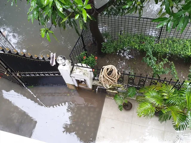 বানভাসি কলকাতা