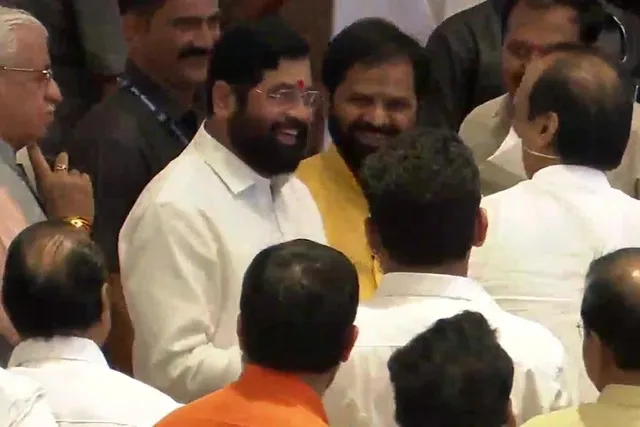 শুরু শপথগ্রহণ, মন্ত্রীসভায় জায়গা পেলেন এক ঝাঁক নেতা