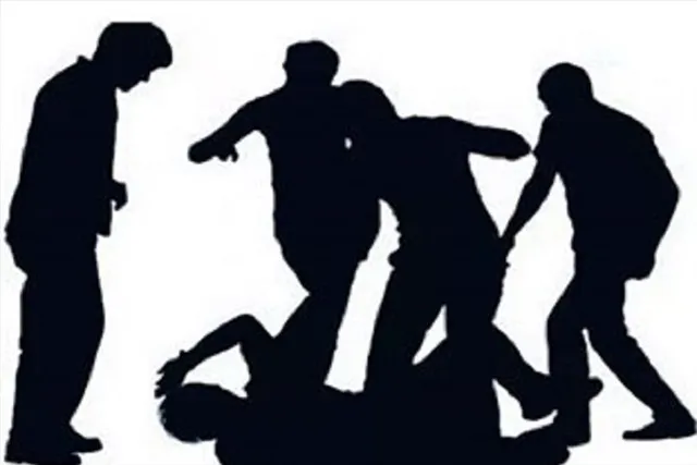 ভুয়ো ভোটার সন্দেহে মারধর