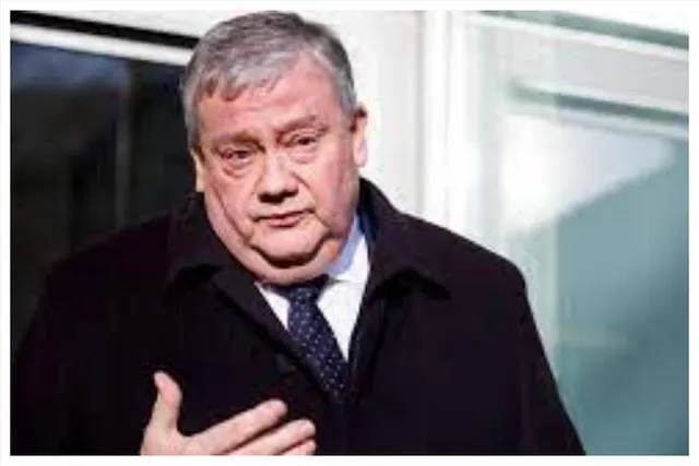 দুর্নীতি কেলেঙ্কারিতে জড়িত দুই আইনপ্রণেতার অব্যাহতি প্রত্যাহারের পক্ষে মত: ইইউ