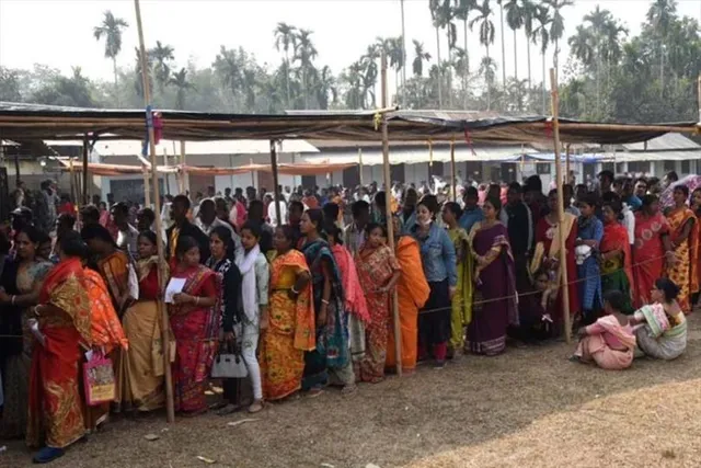 দুপুর ৩টে অবধি ভোট পড়ল ৬৯.৯৬ শতাংশ