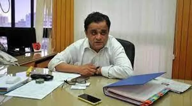 লন্ডন সফর বাতিল করলেন ব্রাত্য
