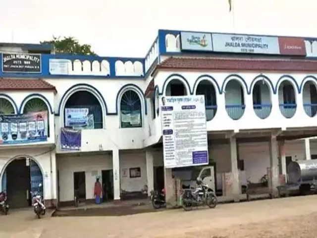 এবার ঝালদা পুরসভায় অনাস্থা প্রস্তাব