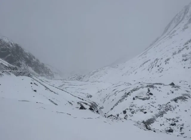 হিমাচলের হিল স্টেশনগুলোতে পর্যটকদের ভিড়, ২৯ ডিসেম্বরের পর তুষারপাতের পূর্বাভাস