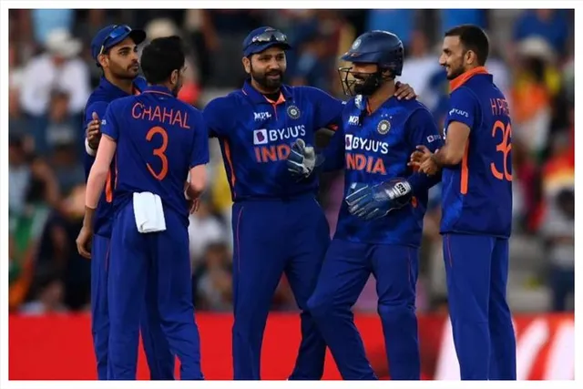 ব্রিসবেন থেকে মেলবোর্নে পৌঁছল ভারতীয় দল