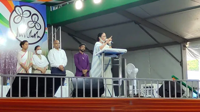 লোকসভায় বিজেপি হারবে বলে এখন থেকে ভয় দেখাচ্ছেনঃ মমতা বন্দ্যোপাধ্যায়