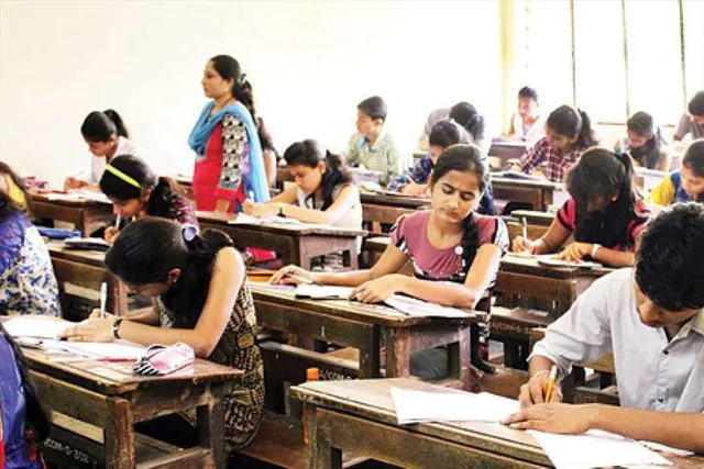 ইউপিএসসি পরীক্ষায় বাংলার ভোট পরবর্তী হিংসার উল্লেখ! শুরু বিতর্ক