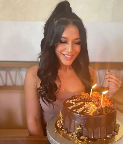 জন্মদিনের ছবি ভাগ করল কৃষ্ণা শ্রফ