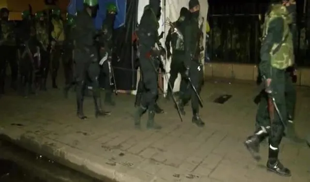 শ্রীলঙ্কা:পুলিশের সঙ্গে সংঘর্ষে গ্রেপ্তার নয়