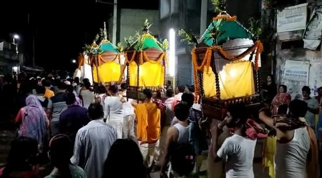 উখরায় সাড়ম্বড়ে পালিত হলো গোষ্ঠ উৎসব