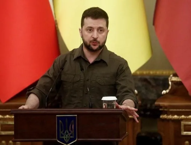 দোনেৎস্ক অঞ্চলে সবচেয়ে কঠিন যুদ্ধ সংঘটিত হচ্ছেঃ জেলেনস্কি