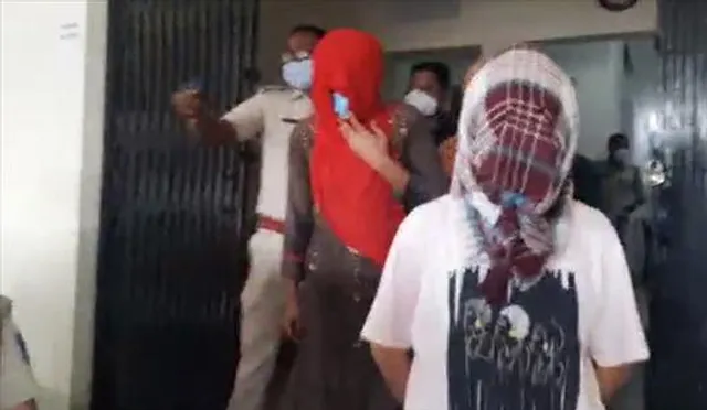 শিলিগুড়িতে মধুচক্র ফাঁস!