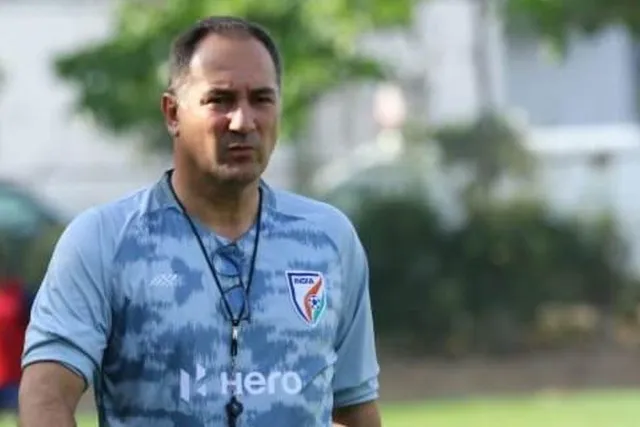 কলকাতাকে ধন্যবাদ দিলেন কোচ