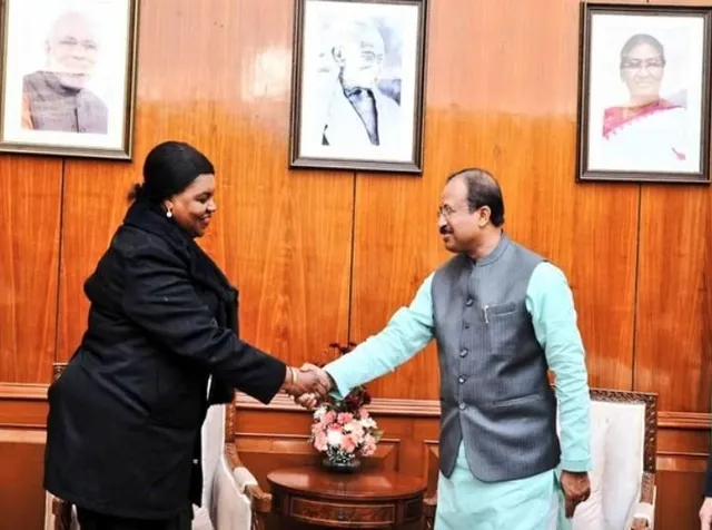 তানজানিয়ার মন্ত্রী জেনিস্তা মাগামার সঙ্গে বাণিজ্য, বিনিয়োগ নিয়ে আলোচনা করেছেন ভি মুরলীধরণ