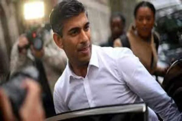 সিনিয়র কনজারভেটিভ সাংসদরা ঋষি সুনাকের প্রচার কার্যালয় পরিদর্শন করেছেন