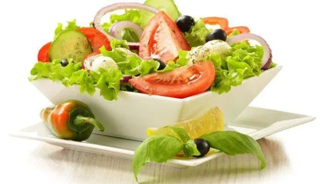 স্যালাডে কখন না করবেন না