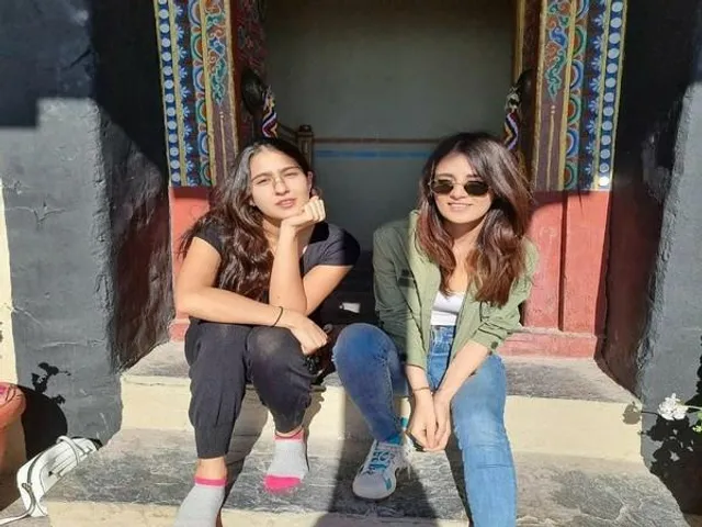 লাদাখের নির্জনতায় একসঙ্গে সারা-রাধিকা