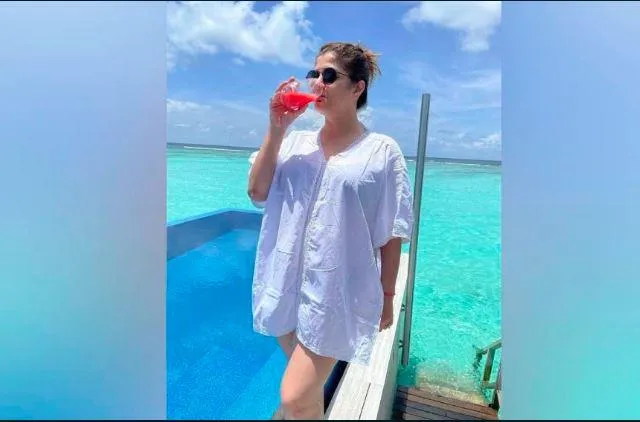 কার সঙ্গে মালদ্বীপ গিয়েছিলেন শ্রাবন্তীর প্রেমিক অভিরূপ?