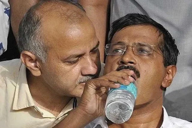 পোস্টার টুইট করে মুখ্যমন্ত্রীকে 'দুর্নীতির অধ্যাপক' বলে কটাক্ষ দিল্লি বিজেপির