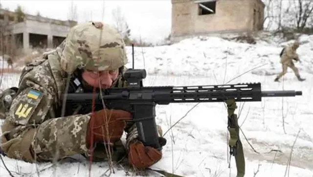 ইউক্রেন সঙ্কট! ভারতীয় পড়ুয়াদের দেশে ফেরার বার্তা প্রশাসনের