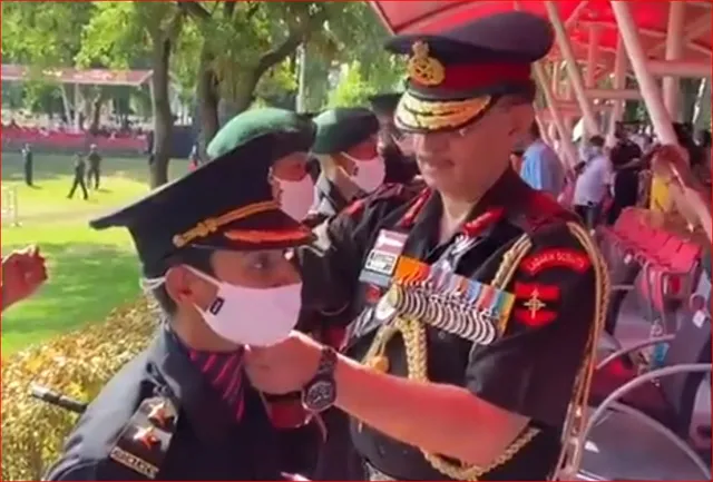 পুলওয়ামায় শহীদ জওয়ানের স্ত্রী যোগ দিলেন সেনাবাহিনীতে