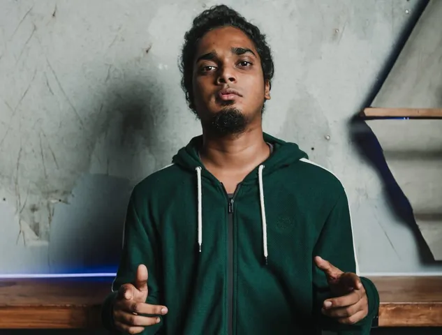 প্রয়াত 'গলি বয়' র‌্যাপার এমসি তোড় ফোড়